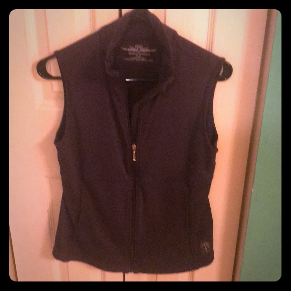 Snow angel fitted vest